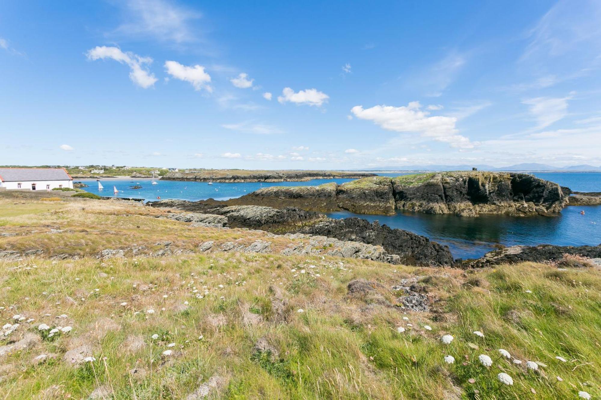 Pen Y Graig Villa Rhoscolyn Екстериор снимка
