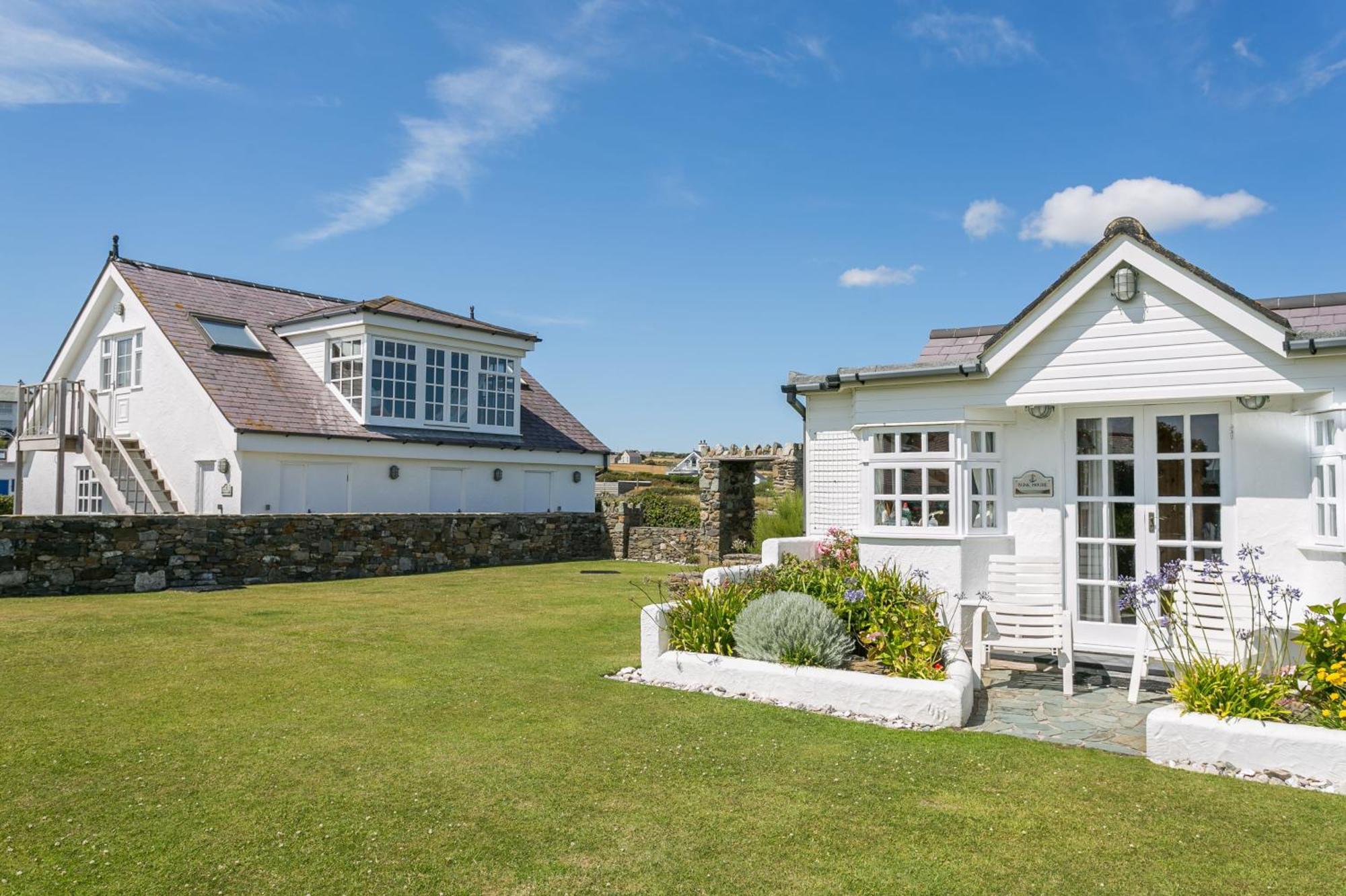 Pen Y Graig Villa Rhoscolyn Екстериор снимка