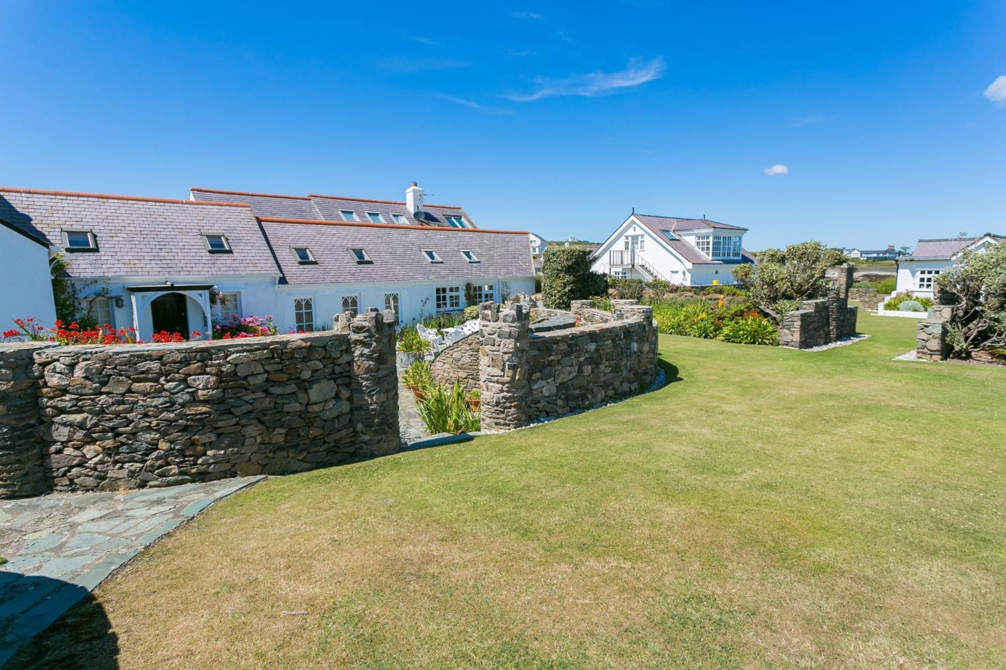 Pen Y Graig Villa Rhoscolyn Екстериор снимка